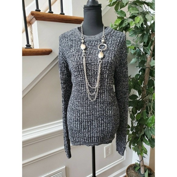 CH. Women's Gray 100% Acrylic Crew Neck Long Sleeve Cozy Warm Sweater - Picture 9 of 9